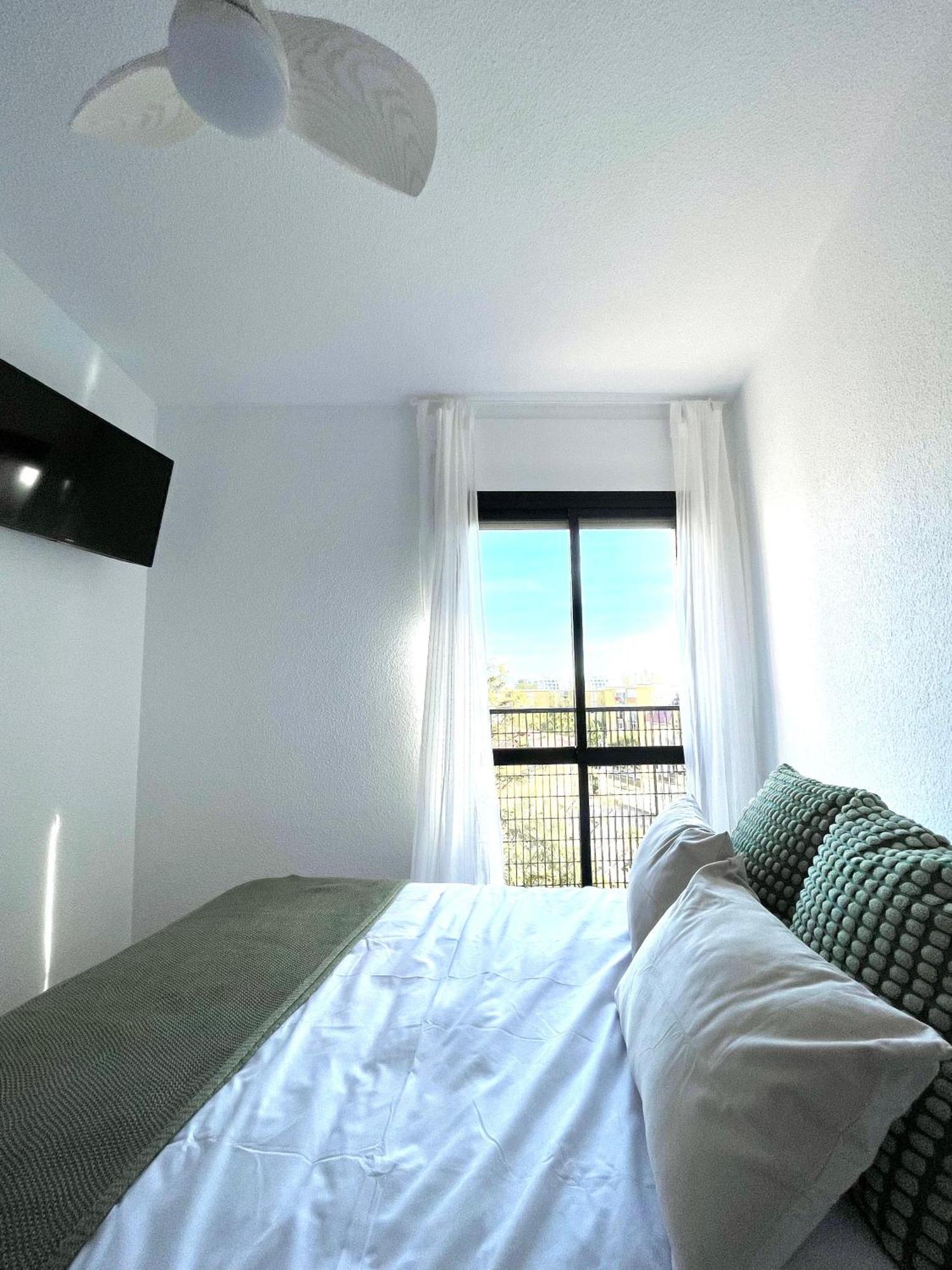 Beautiful & Sunny Apartment 马拉加 外观 照片